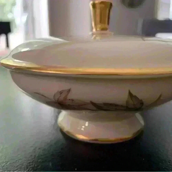 Thomas R Germany Limoge trinket box - Picture 2 of 6